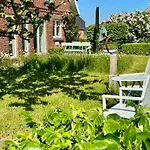 Ferienhaus 104 *