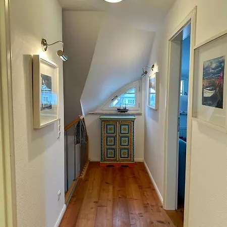 Ferienhaus 104 Alt Reddevitz