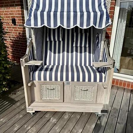 104 Ferienhaus Alt Reddevitz