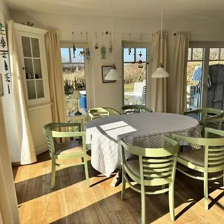 Ferienhaus 104 *